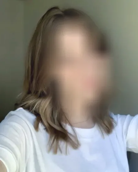 Cecilia, 28