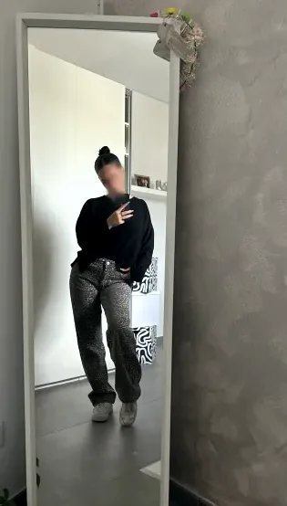 Enni, 21