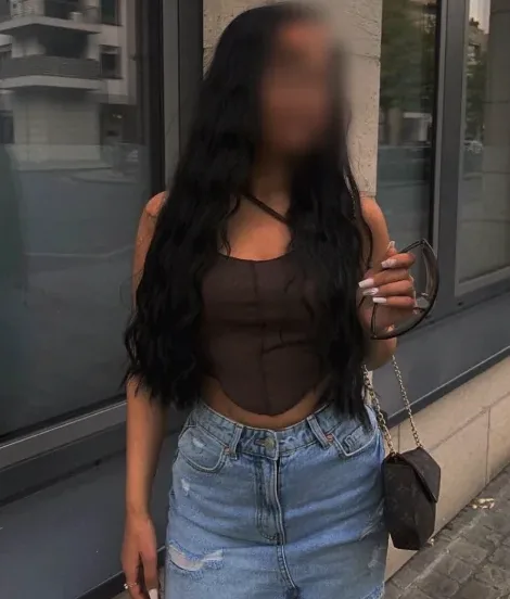 Leena, 19