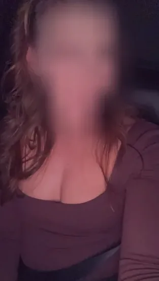 Michelle, 31